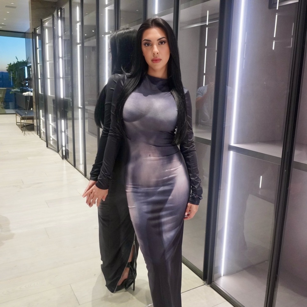 Body on long sleeve maxi dress